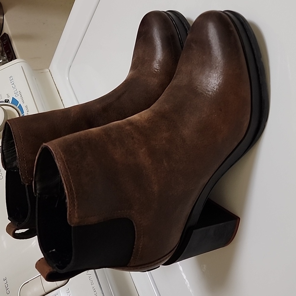 SOREL Blake Block Heel Chelsea 9